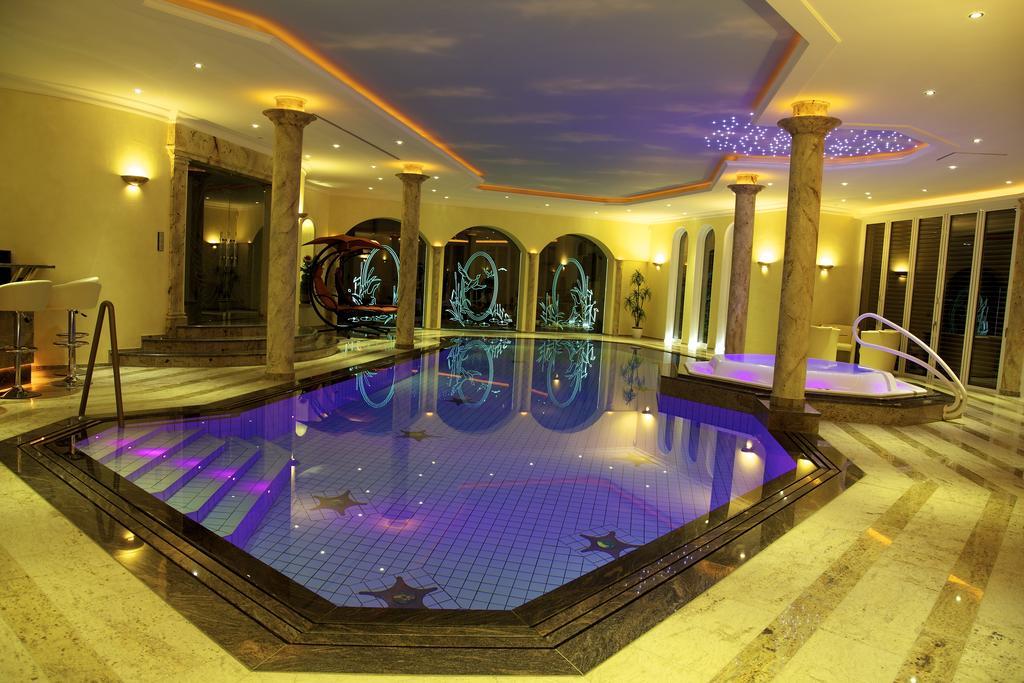 Villa Victoria Хермагор Екстериор снимка